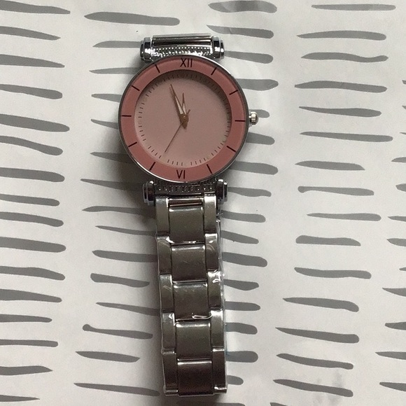 Watch - Picture 3 of 4